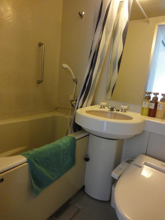 Hiroshima Ekimae Green Hotel Номер фото