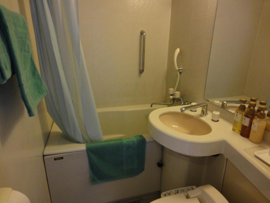 Hiroshima Ekimae Green Hotel Номер фото